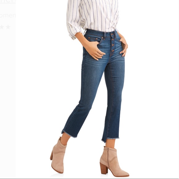 Cherry Blossom Women's Button Down Kick Flare Crop - Picture 3 of 4